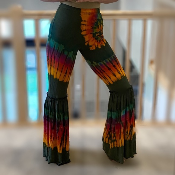 📦 MOVING SALE Tie-Dye Festival Bell Pants - Picture 3 of 8